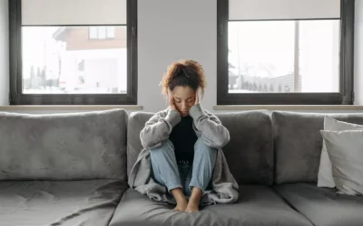 Virus Epstein Barr (EBV) : Comprendre les symptômes, les causes et adopter des solutions naturelles efficaces