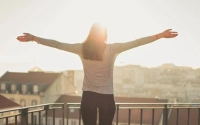 Vitamine D et fatigue : l’approche naturopathique pour revivre